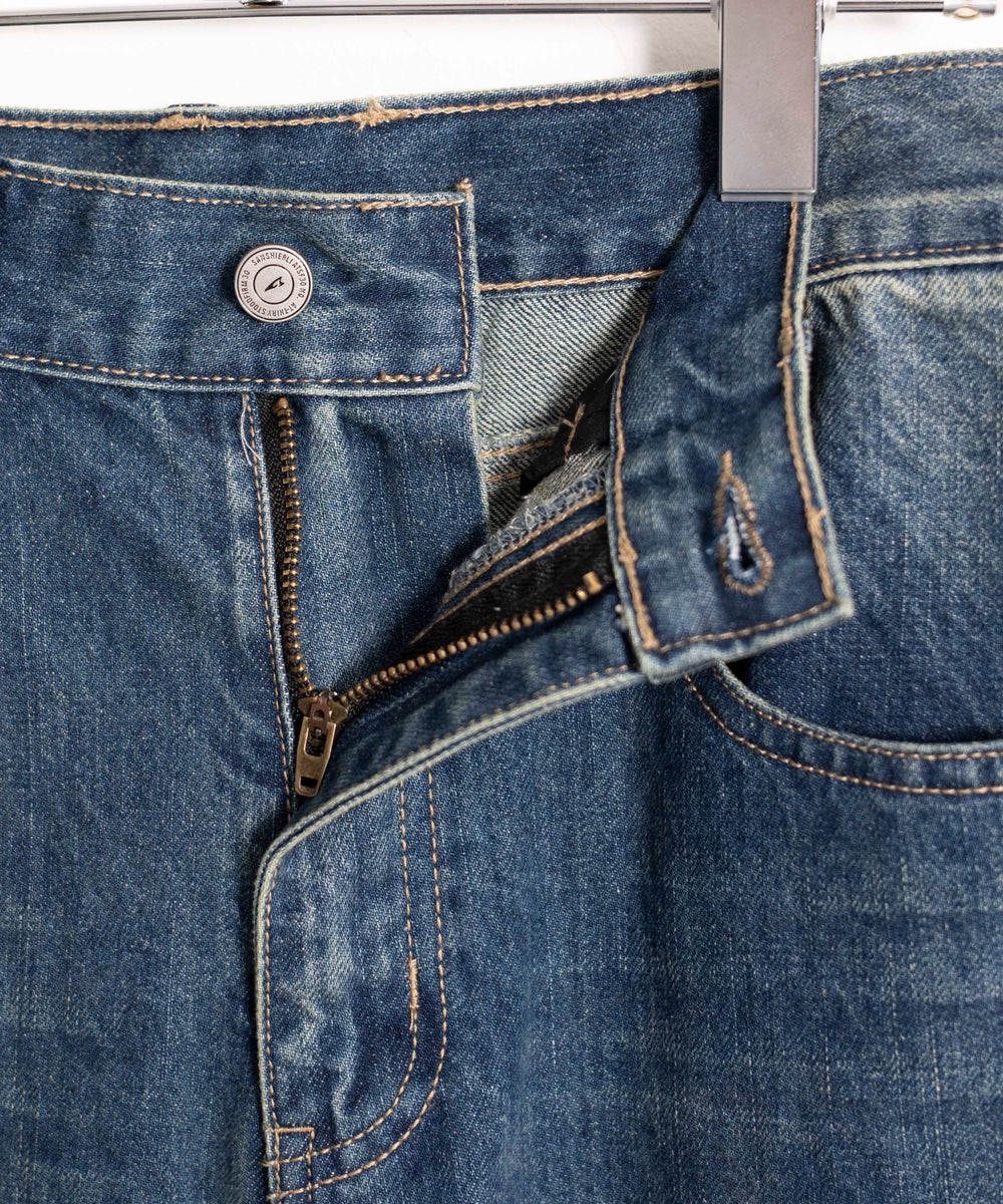 ドラゴン刺繍デニムパンツ