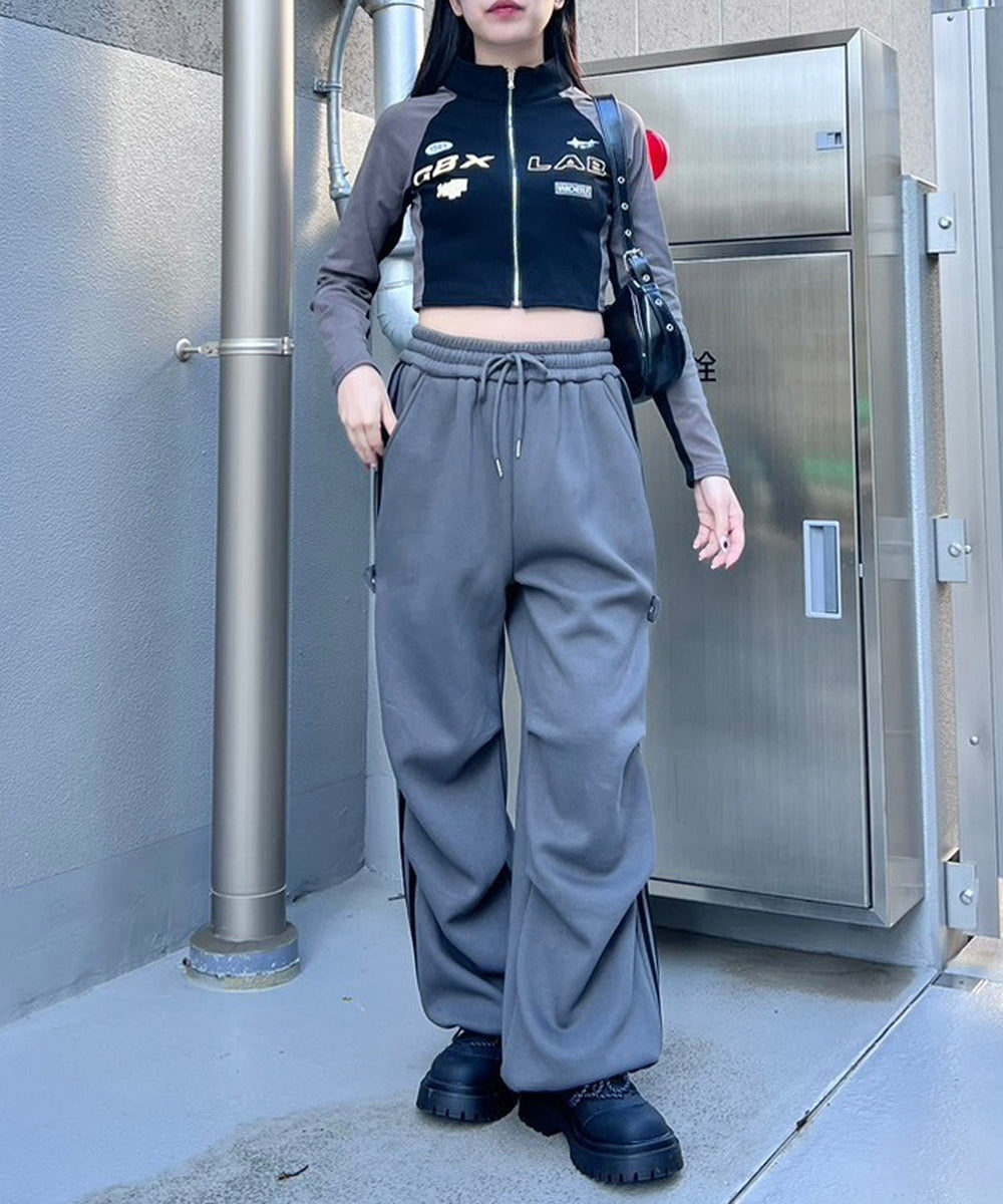 ブラック モデル：154㎝ FREE着用