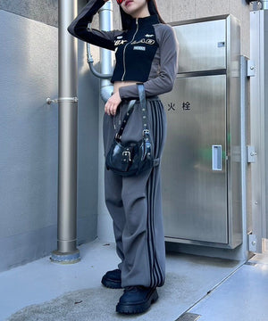 ブラック モデル：154㎝ FREE着用