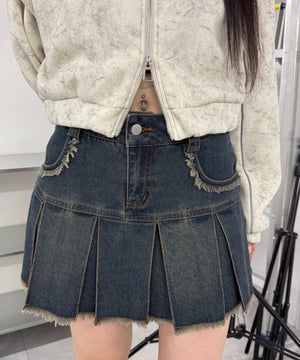 デニム中濃色 モデル：160㎝ S着用