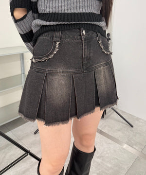 ブラック モデル：160㎝ S着用