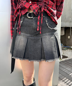 ブラック モデル：154㎝ S着用