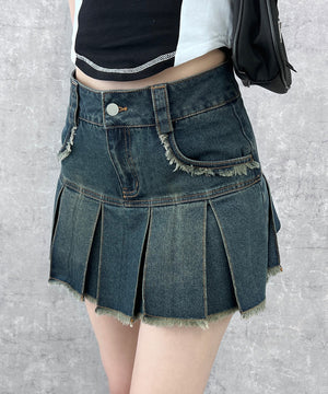 デニム中濃色 モデル：154㎝ S着用