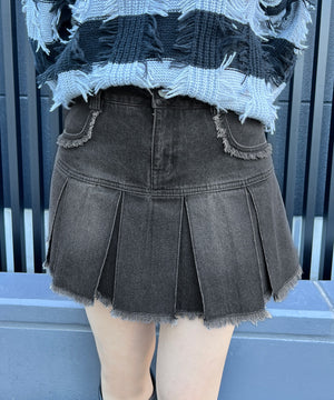 ブラック モデル：154㎝ S着用