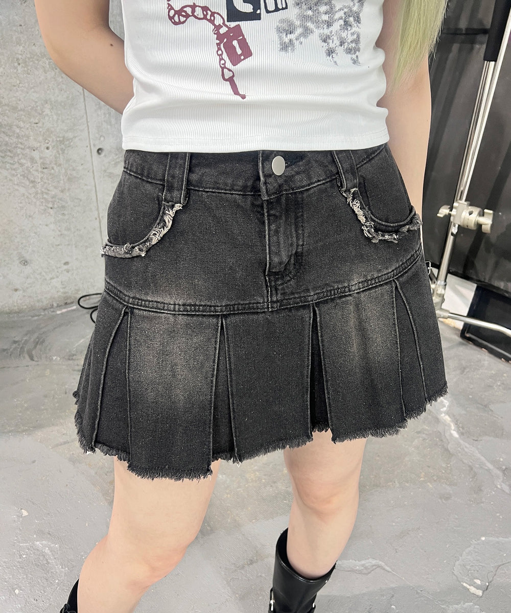 ブラック モデル：159㎝ S着用