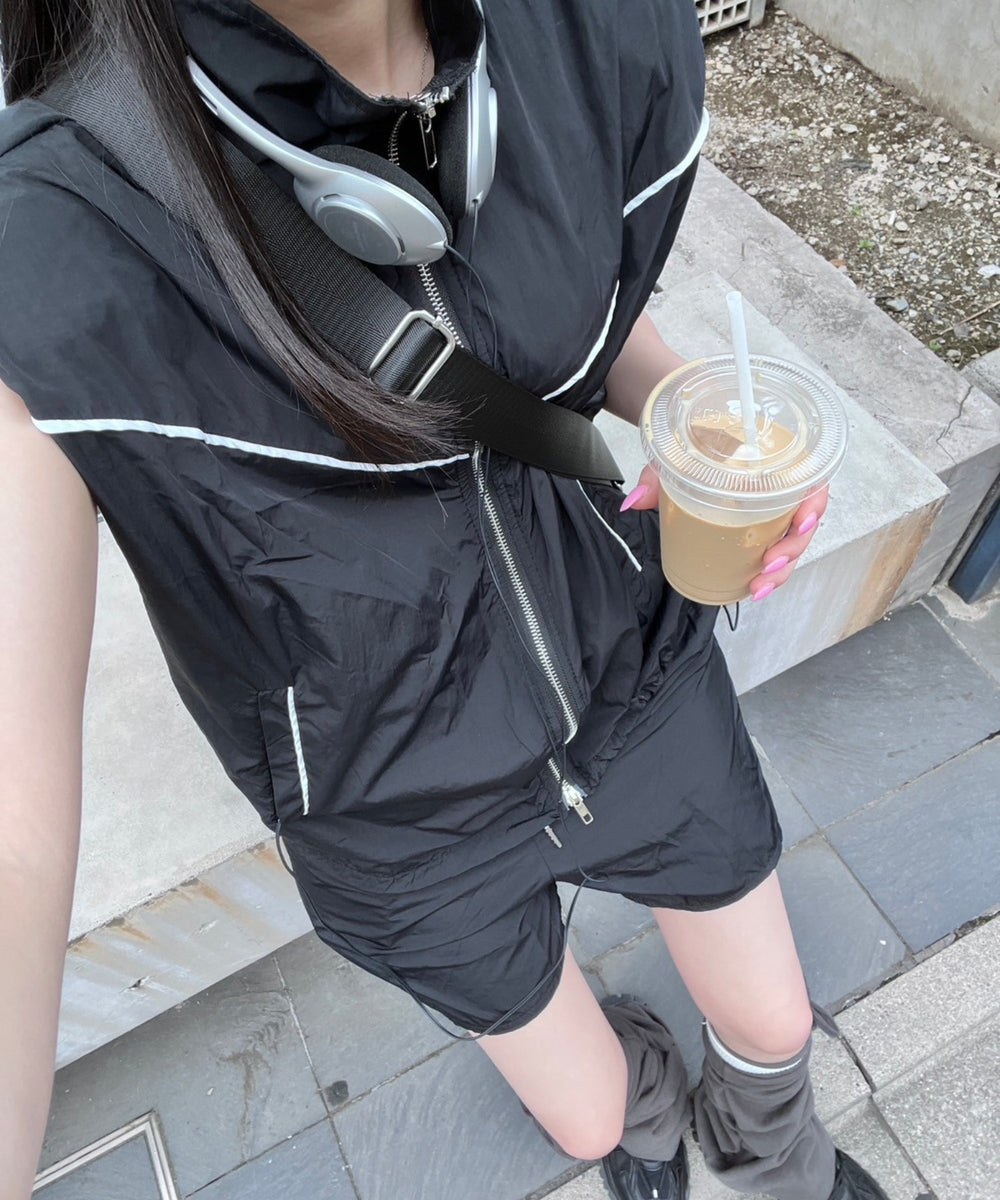 ブラック モデル：154㎝ FREE着用