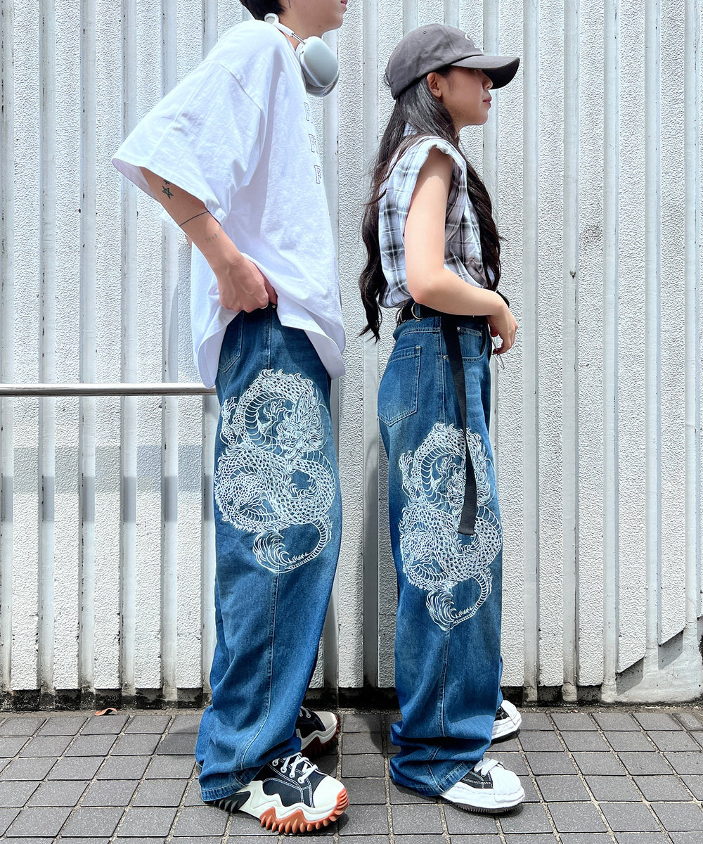 ブラック モデル：178㎝ L着用