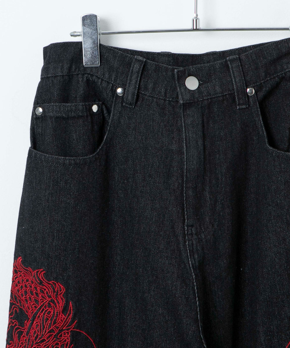 ドラゴン刺繍デニムパンツ