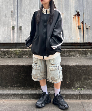 ブルー モデル：154㎝ S着用