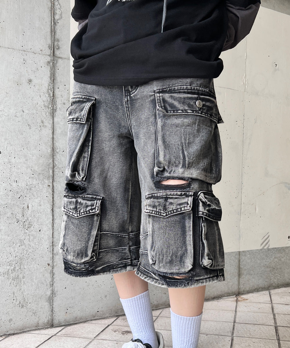 ブラック モデル：154㎝ S着用