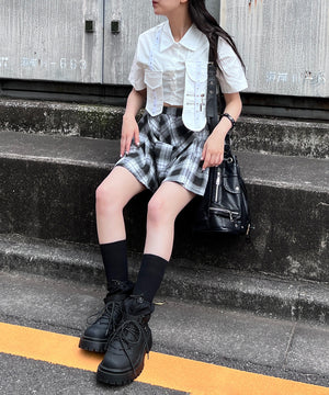 ホワイト モデル：154㎝ FREE着用