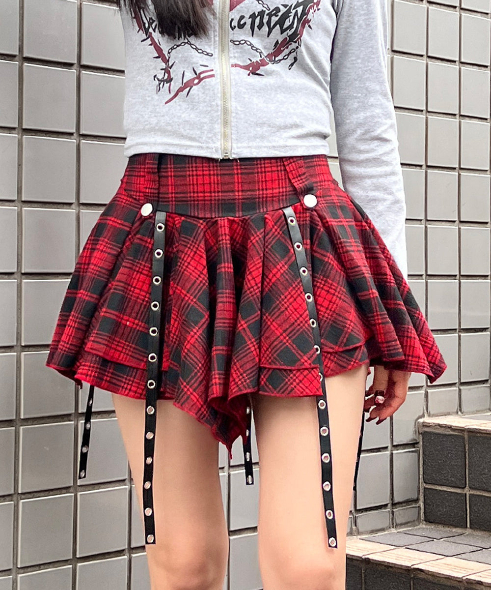 レッド モデル：154㎝ FREE着用