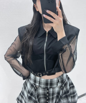 ブラック モデル：154㎝ FREE着用