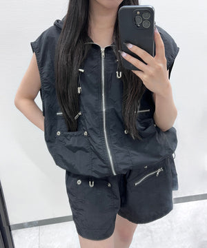 ブラック モデル：154㎝ FREE着用