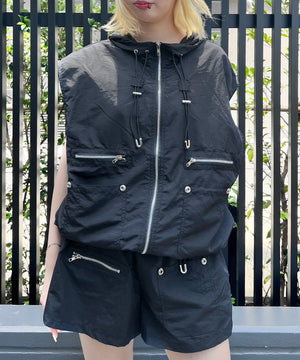 ブラック モデル：160㎝ FREE着用