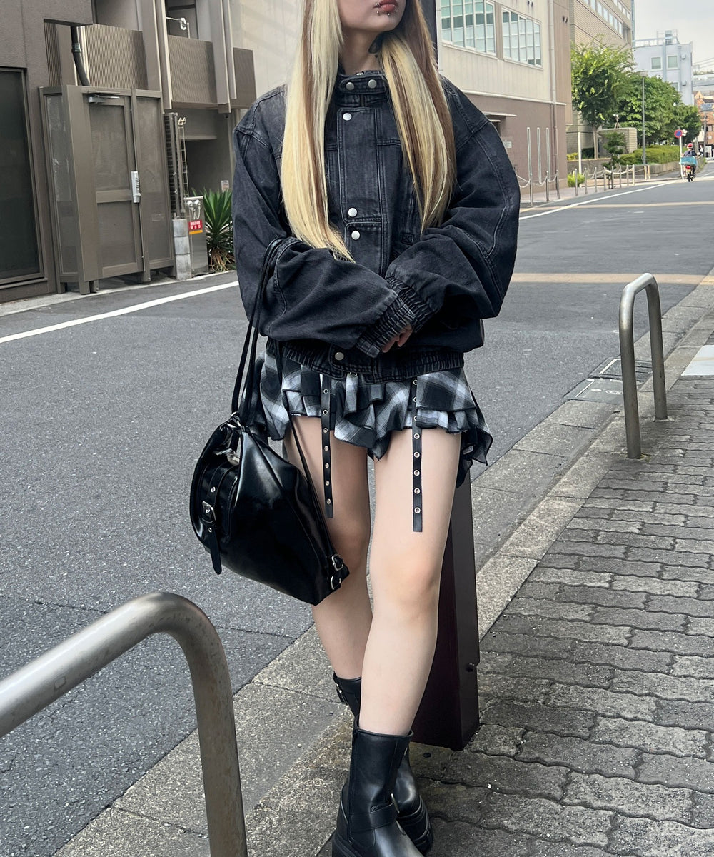 ブラック モデル：160㎝ FREE着用