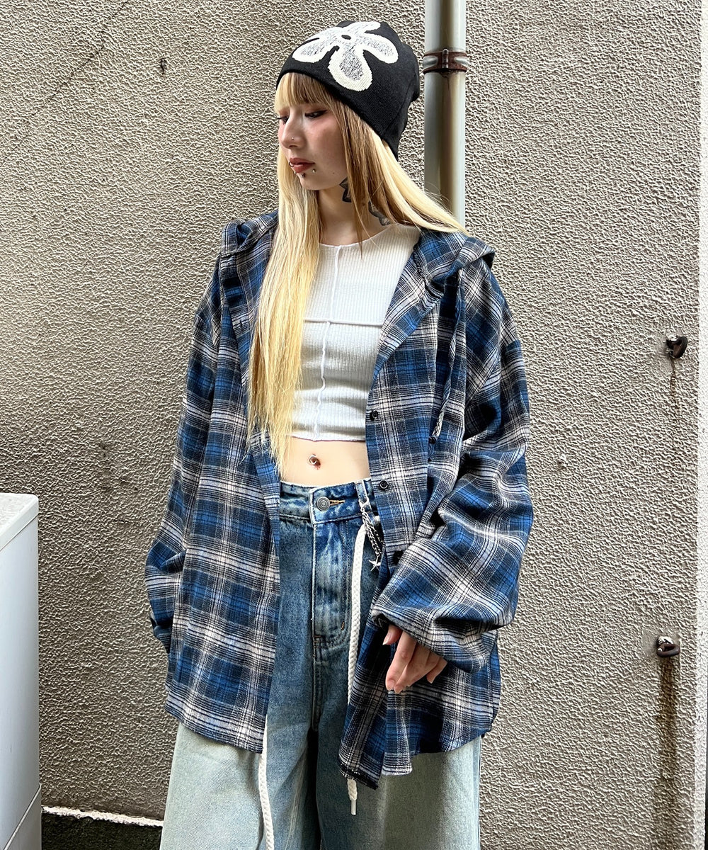 ブルー モデル：160㎝ FREE着用