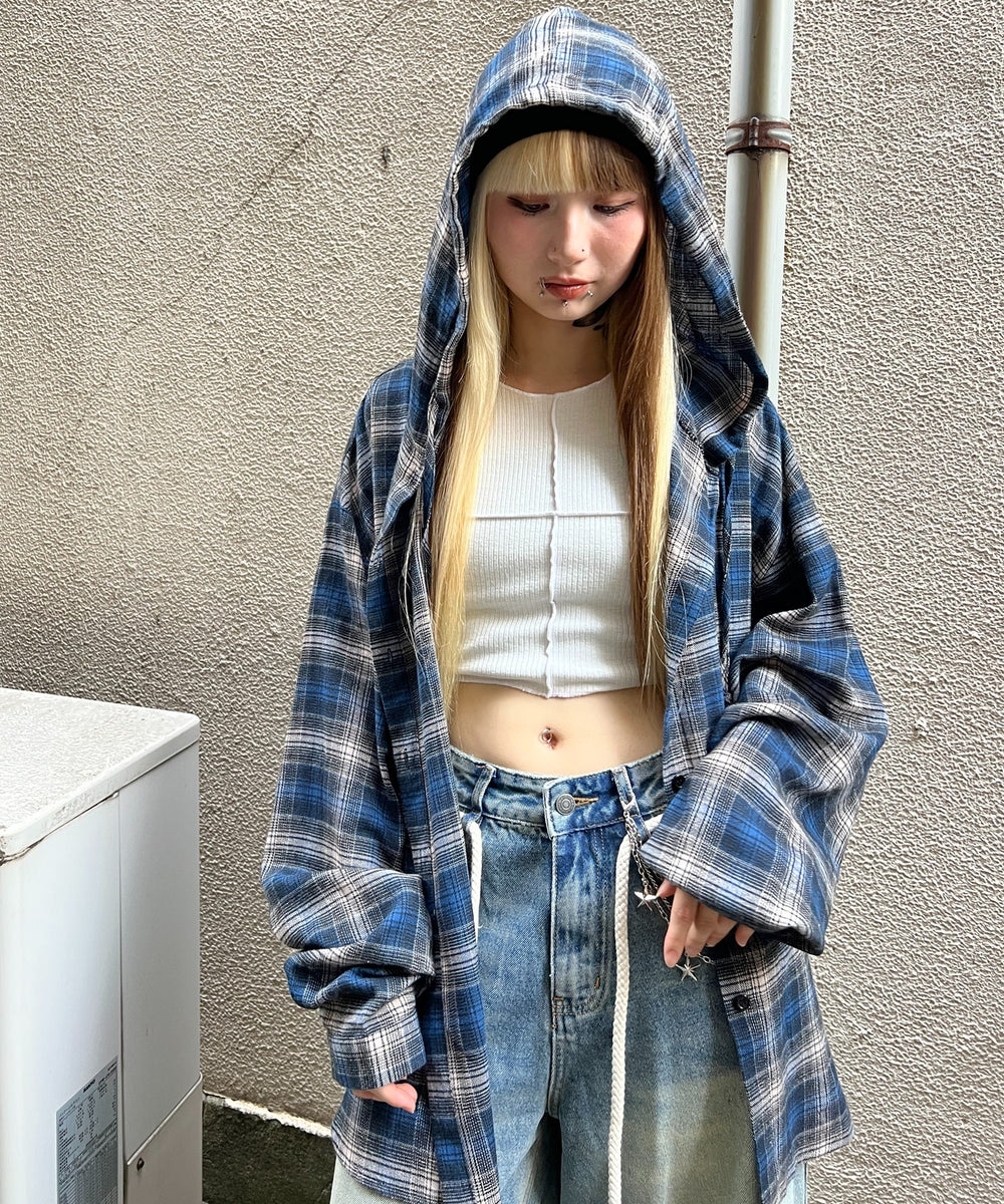 ブルー モデル：160㎝ FREE着用