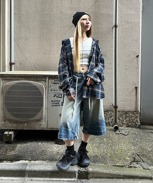 ブルー モデル：160㎝ FREE着用