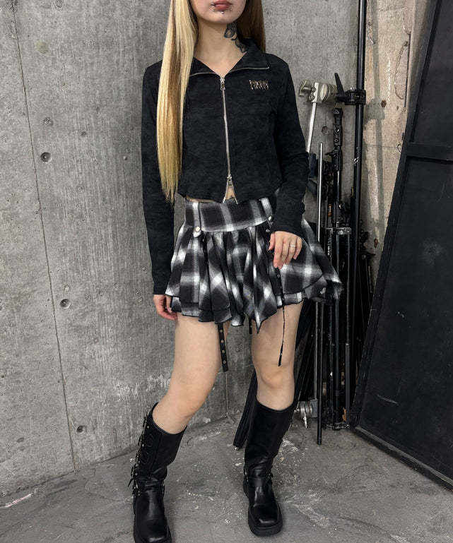 ブラック モデル：160㎝ FREE着用