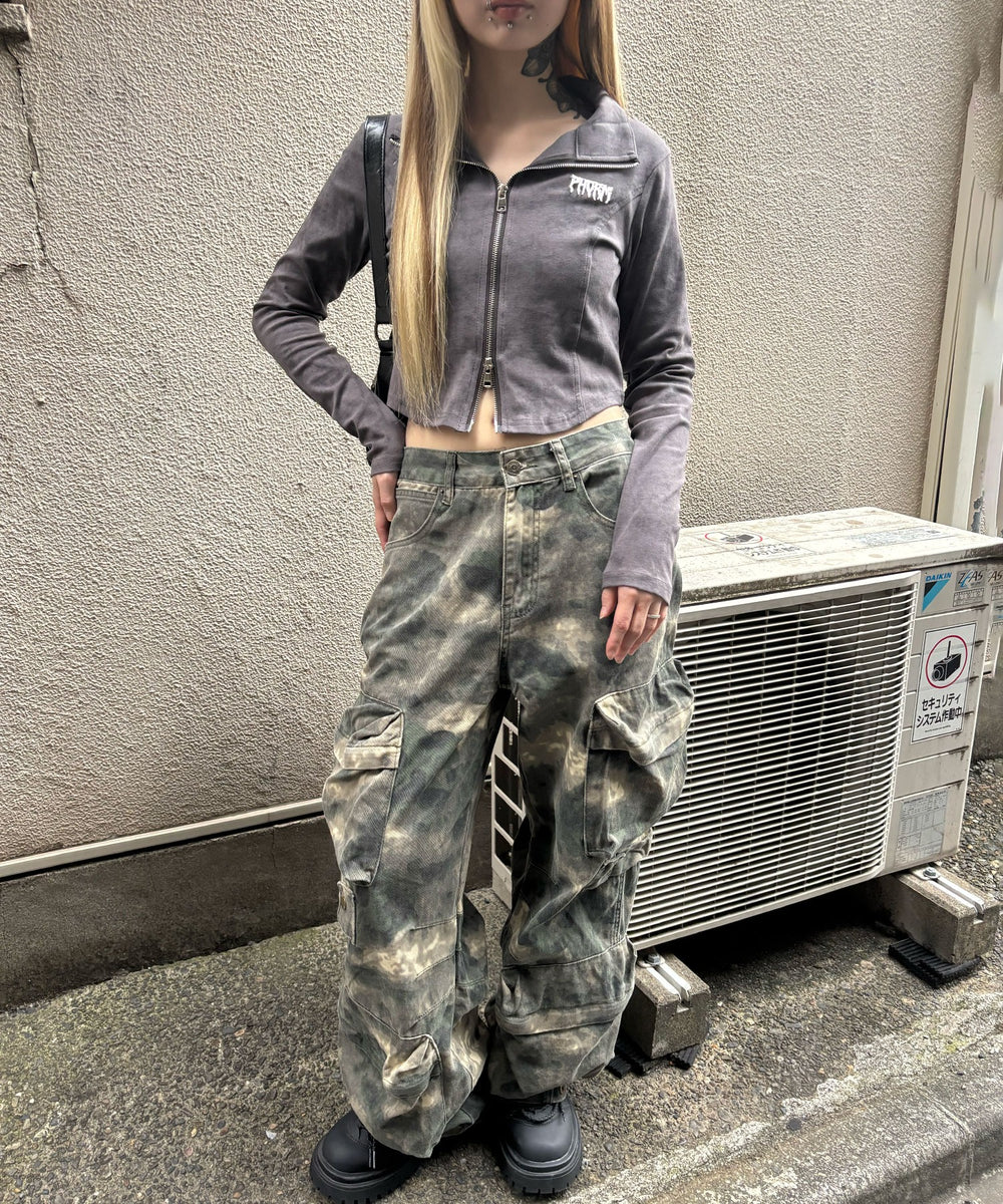 チャコール モデル：160㎝ FREE着用