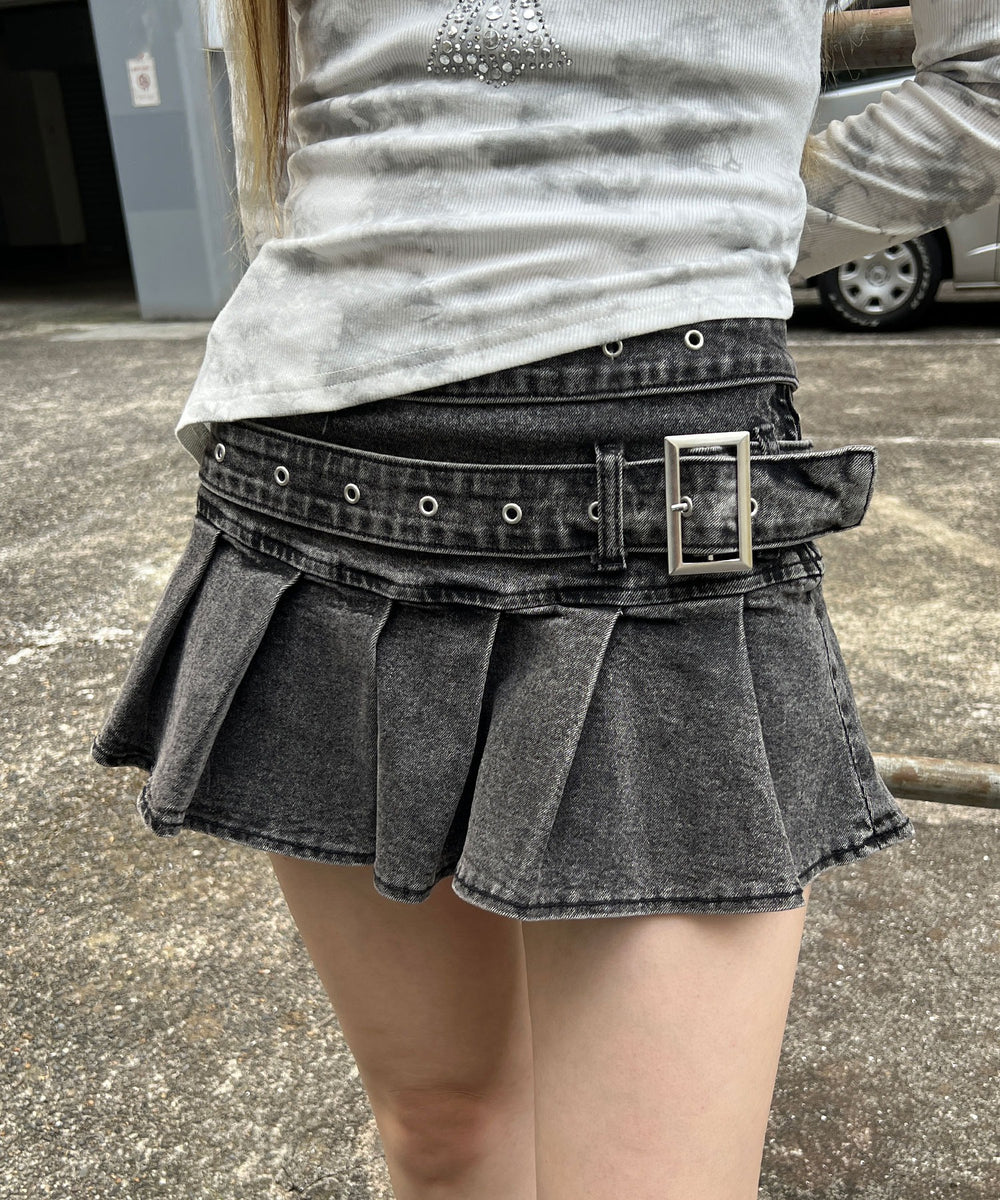 ブラック モデル：159㎝ S着用