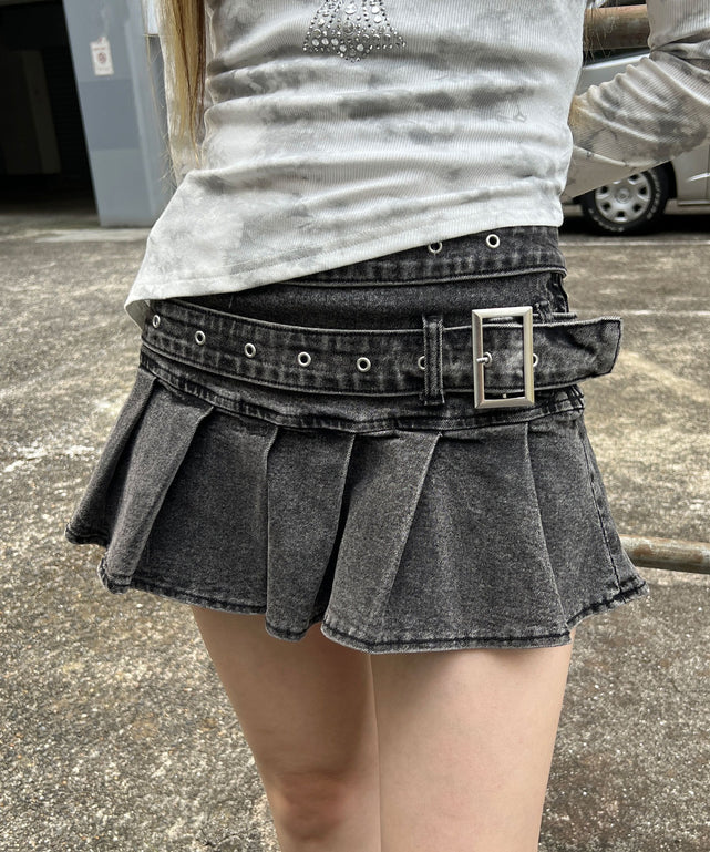 ブラック モデル：159㎝ S着用