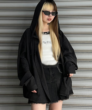 ブラック モデル：160㎝ FREE着用