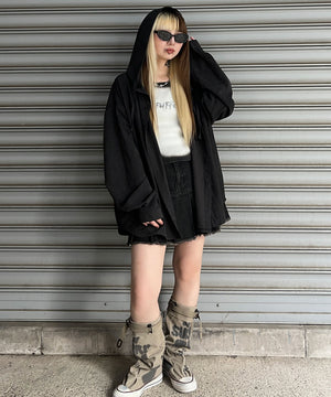 ブラック モデル：160㎝ FREE着用