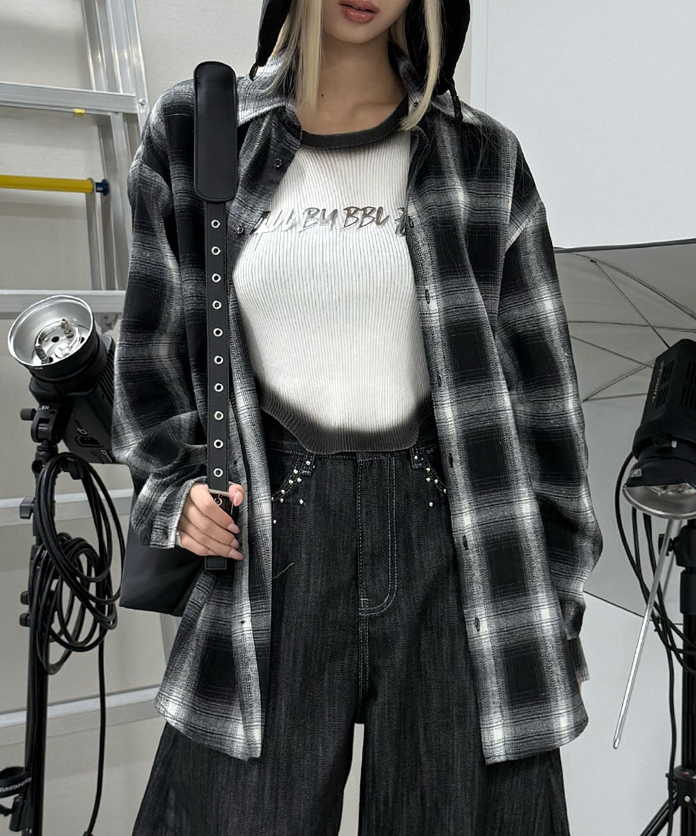 ブラック モデル：167㎝ FREE着用