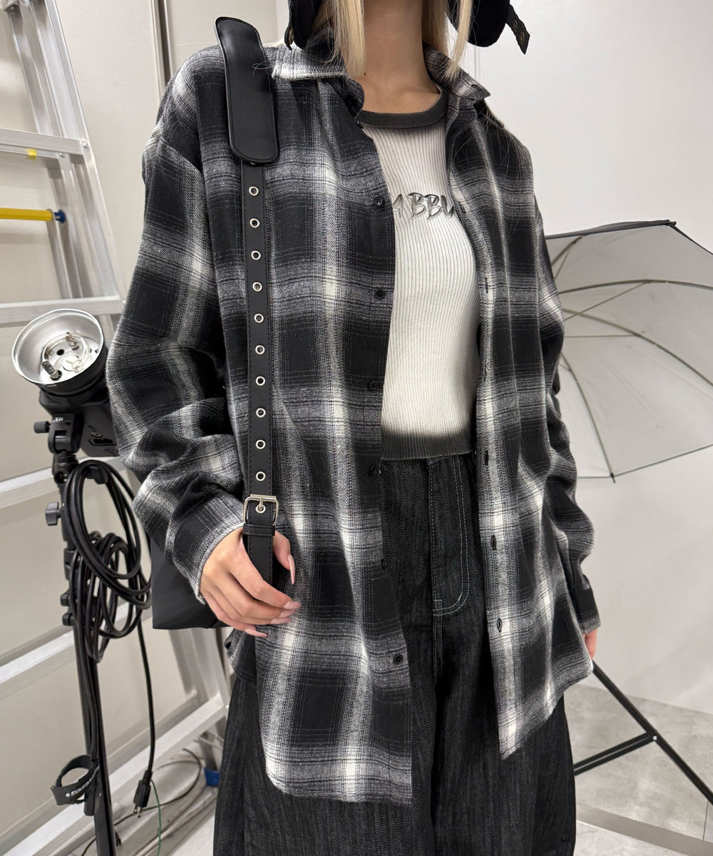 ブラック モデル：167㎝ FREE着用