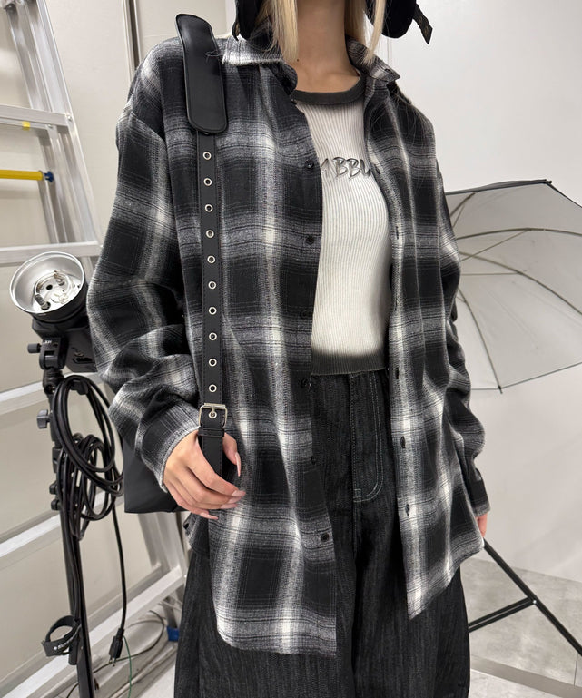 ブラック モデル：167㎝ FREE着用