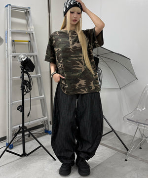 カーキ モデル：167㎝ FREE着用