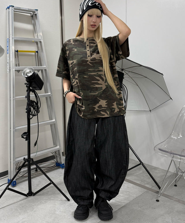 カーキ モデル：167㎝ FREE着用