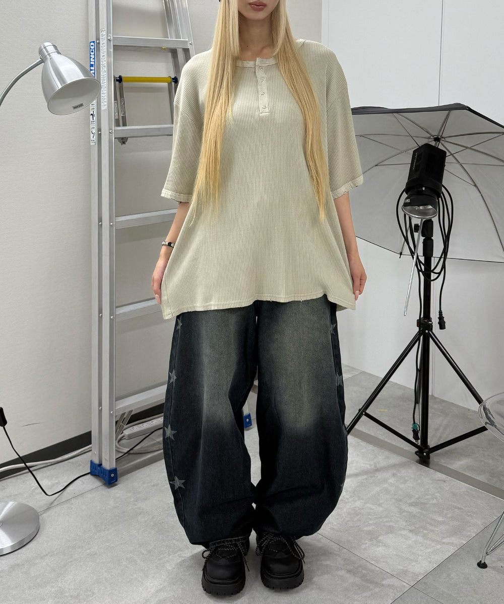 ホワイトアイボリー モデル：167㎝ FREE着用