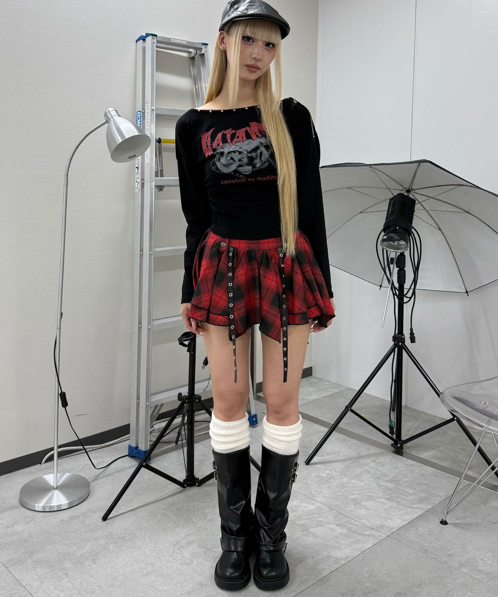 ブラック モデル：167㎝ FREE着用