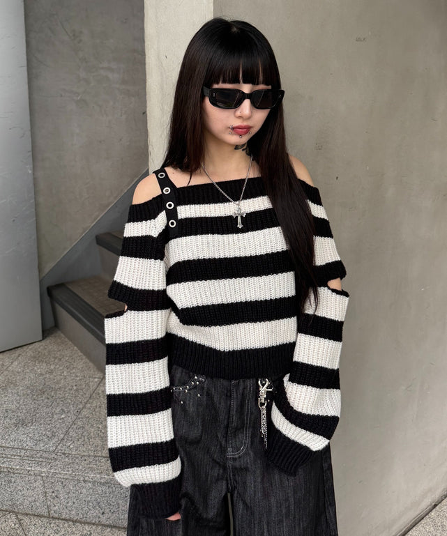 ストラップベルトオフショルボーダーニット/ホワイト モデル：160㎝ FREE着用