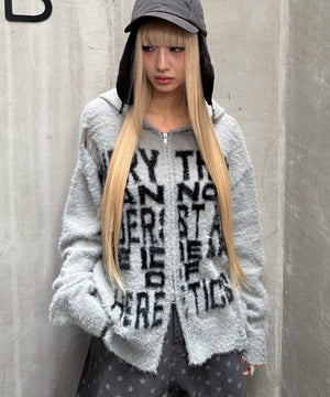 グレー モデル：167㎝ FREE着用