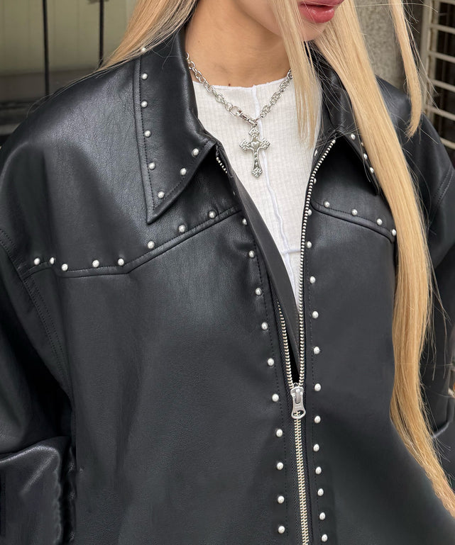 ブラック モデル：167㎝ FREE着用