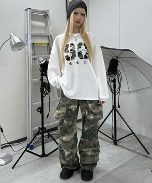 ホワイト モデル：167㎝ FREE着用