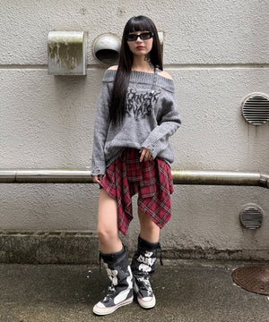 グレー モデル：160㎝ FREE着用