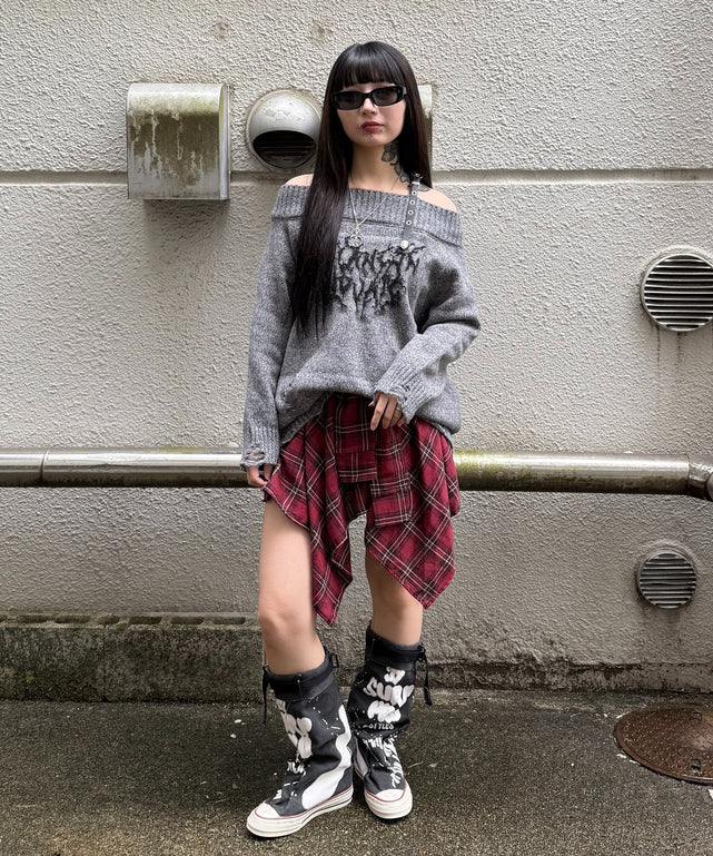 グレー モデル：160㎝ FREE着用