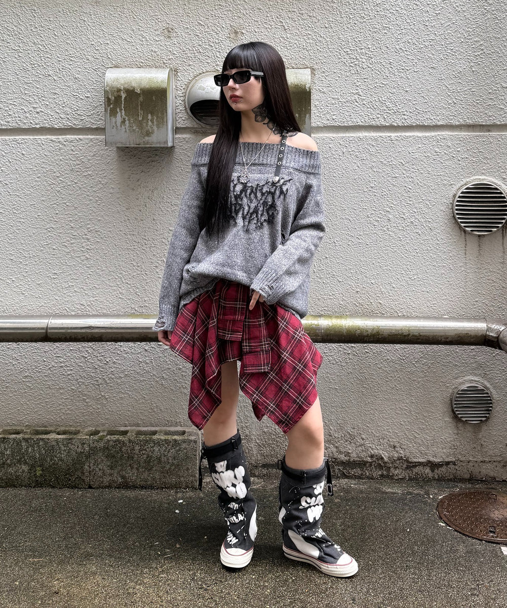 グレー モデル：160㎝ FREE着用