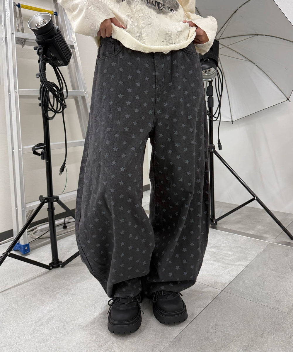 ブラック モデル：167㎝ M着用