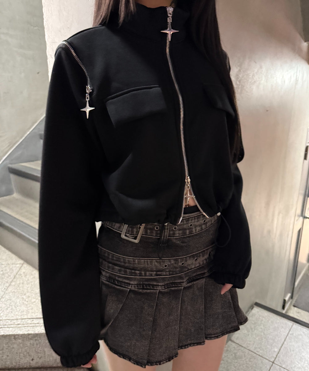 ブラック モデル：160㎝ FREE着用