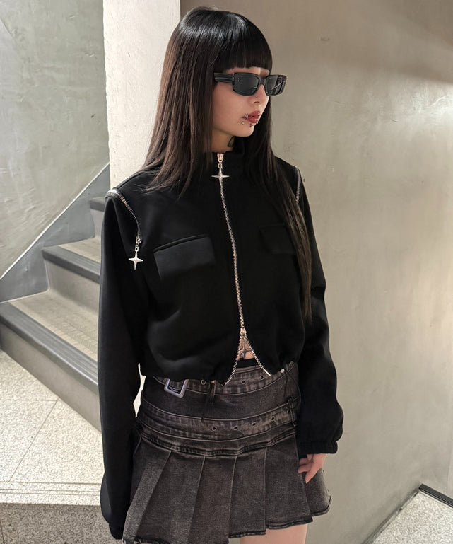 ブラック モデル：160㎝ FREE着用