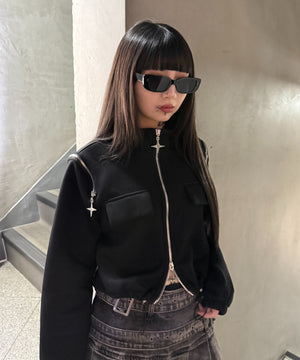 ブラック モデル：160㎝ FREE着用