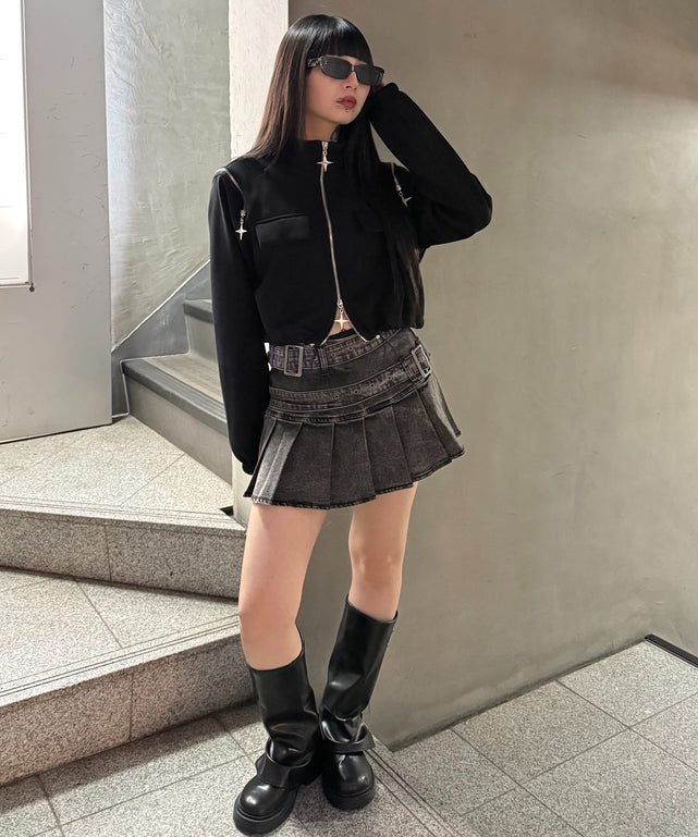 ブラック モデル：160㎝ FREE着用