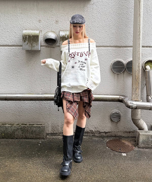 ホワイト モデル：167㎝ FREE着用