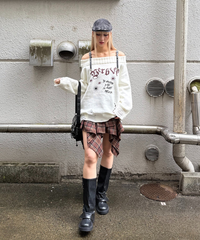 ホワイト モデル：167㎝ FREE着用